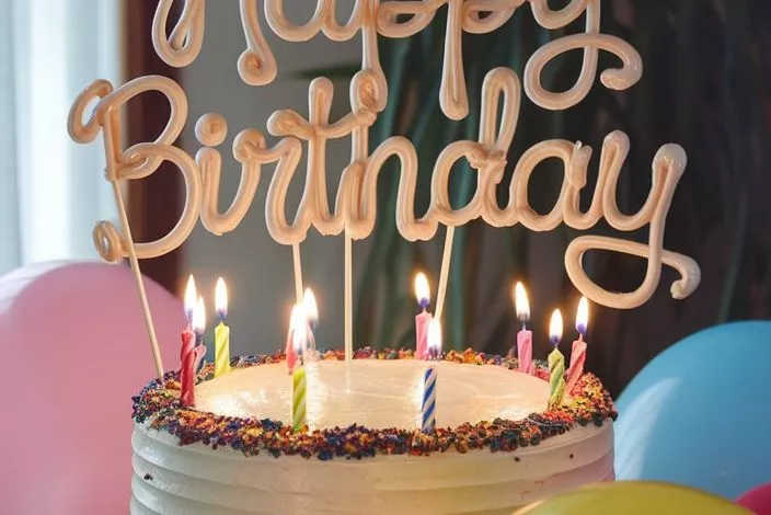 A Photo Of A Cake With The Words Happy B 3itn6ykpqsk0jjsrtqonqq Gn9vigk Qcmt Itab5ly7w