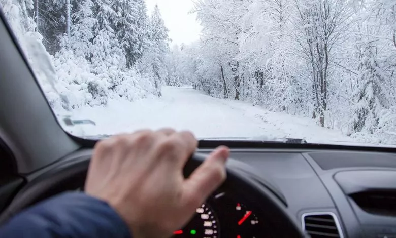 1072976 10 Porad Vid Eksperta Pro Osoblivosti Keruvannya Avtomobilem Vzimku