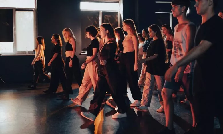 7eff1f A5f7f19e8fc44f08bb4dea620254d66fmv2