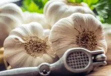 Chy Mozhna Yisty Chasnyk Na Nich