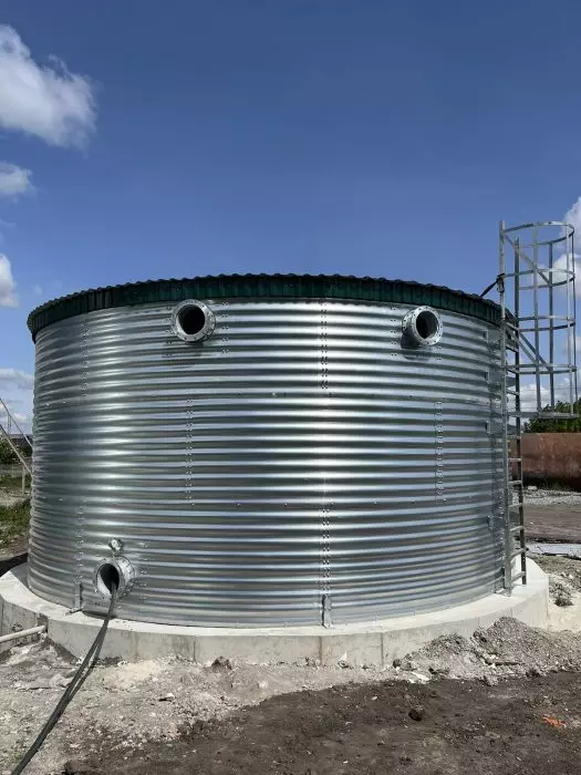 0 02 05 0ce5f5c6d4fcf950ad9c7850532126a6a6e00dfee2d32f4d447111af7d8288d9 2 525x700 1